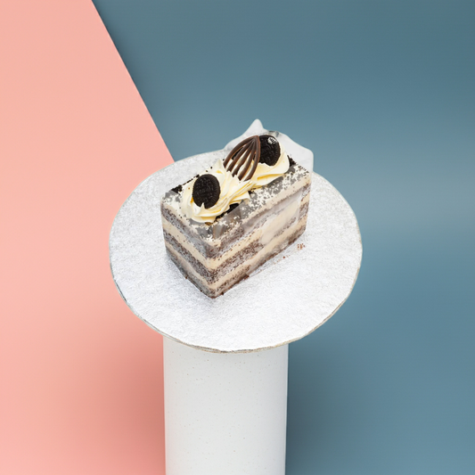 Oreo Cake Slice